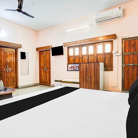 Super Hotel O Dakshin Dwar Formerly Radha Krishna Niwas Puri Exterior foto